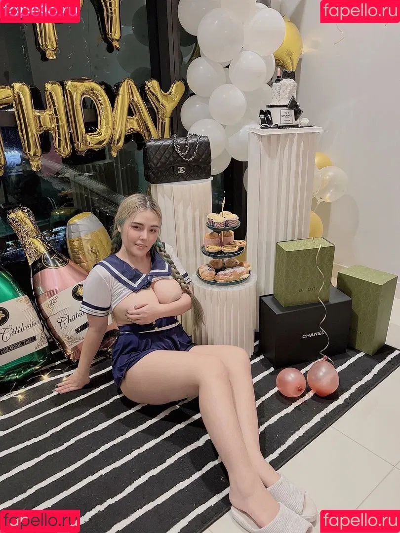 ASMR Wan Onlyfans Photo Gallery 