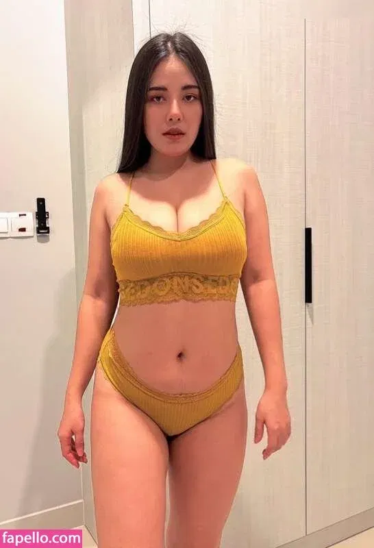 ASMR Wan Onlyfans Photo Gallery 