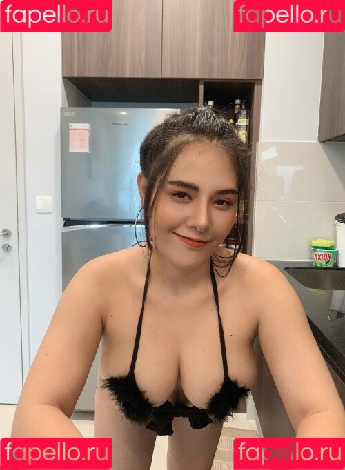 ASMR Wan Onlyfans Photo Gallery 