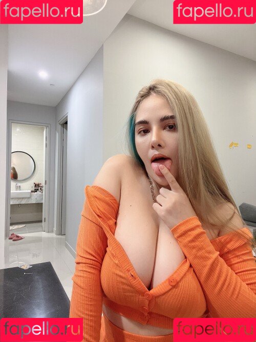 ASMR Wan Onlyfans Photo Gallery 