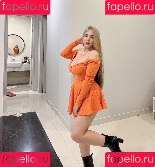 ASMR Wan Onlyfans Photo Gallery 