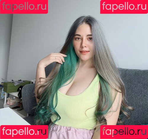 ASMR Wan Onlyfans Photo Gallery 