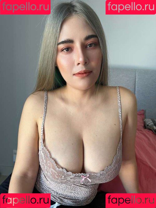 ASMR Wan Onlyfans Photo Gallery 