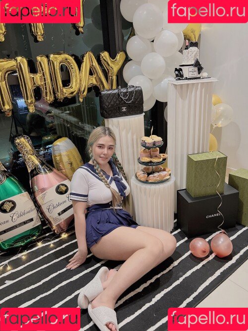 ASMR Wan Onlyfans Photo Gallery 