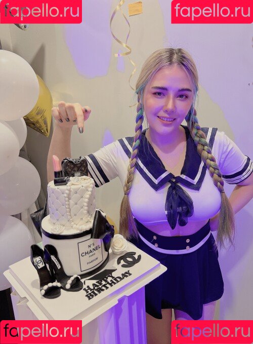 ASMR Wan Onlyfans Photo Gallery 