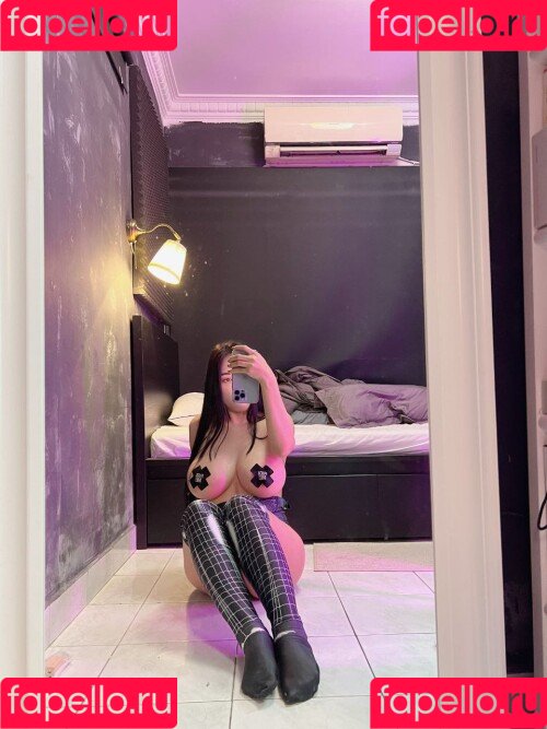 ASMR Wan Onlyfans Photo Gallery 