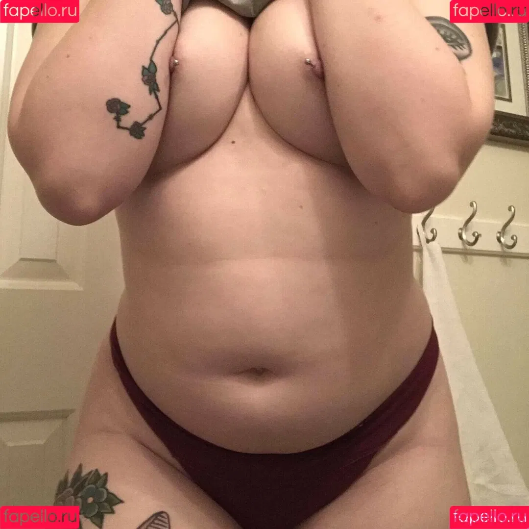 beelzebubsuwu Onlyfans Photo Gallery 