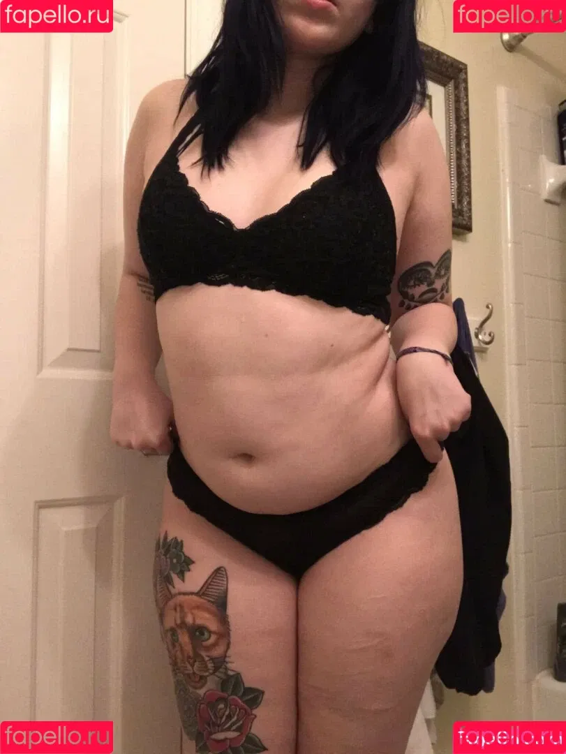 beelzebubsuwu Onlyfans Photo Gallery 