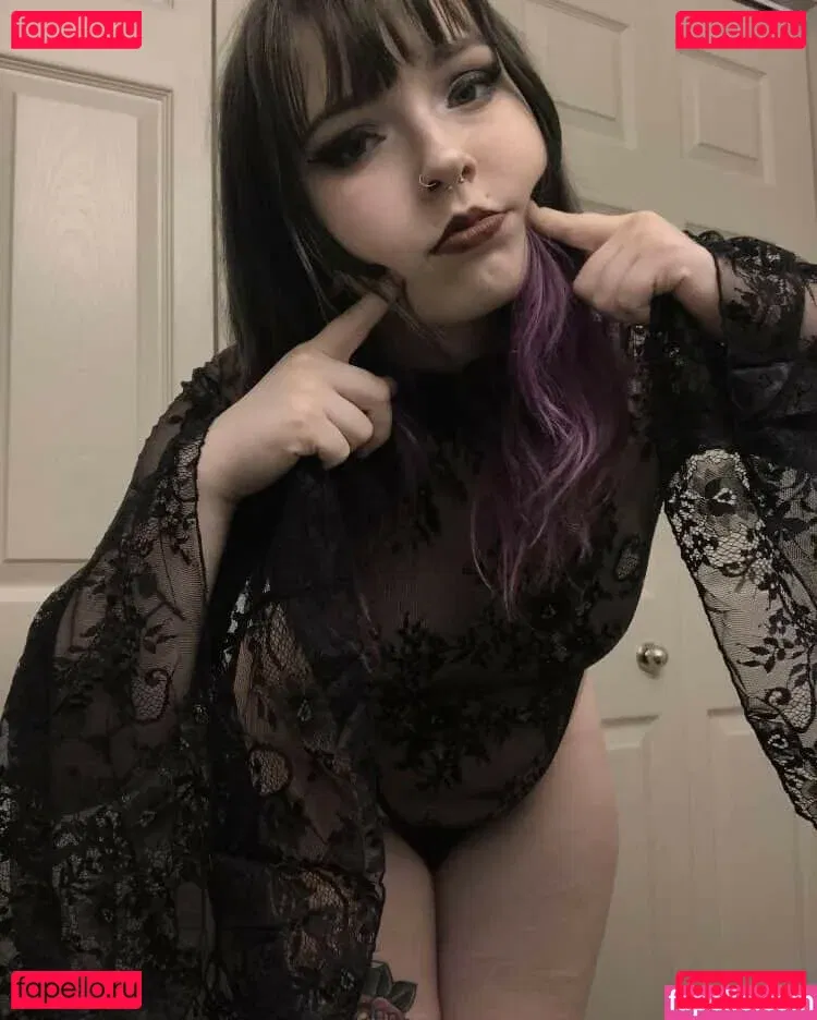 beelzebubsuwu Onlyfans Photo Gallery 