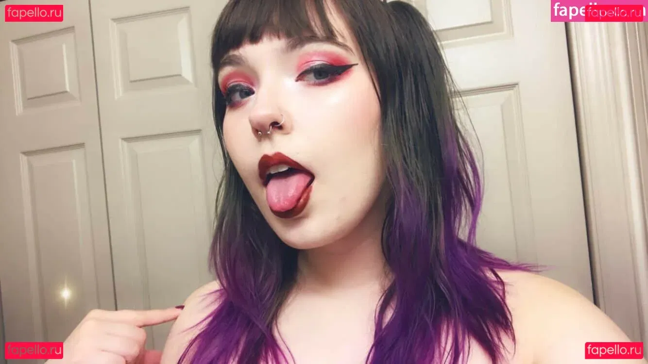 beelzebubsuwu Onlyfans Photo Gallery 