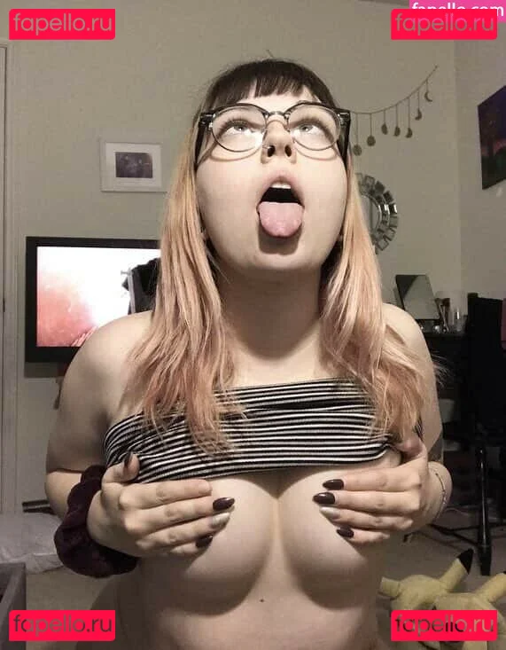 beelzebubsuwu Onlyfans Photo Gallery 