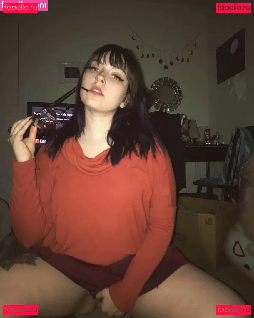 beelzebubsuwu Onlyfans Photo Gallery 