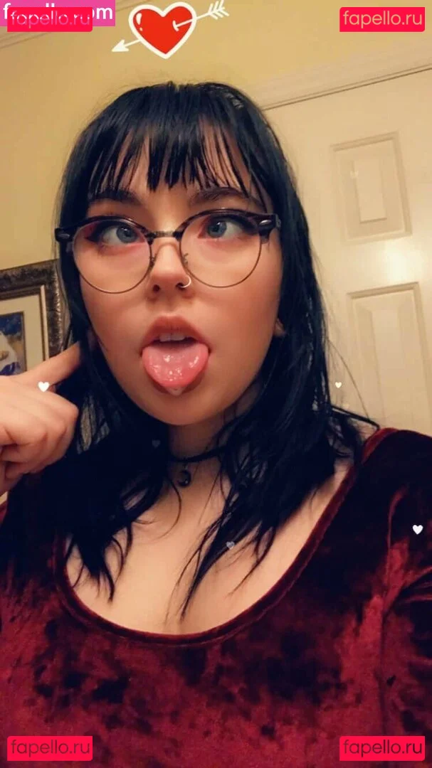 beelzebubsuwu Onlyfans Photo Gallery 