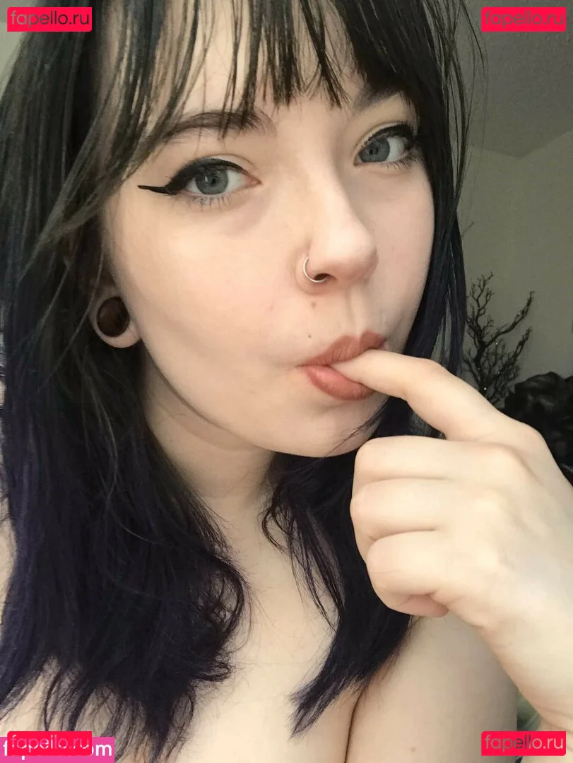 beelzebubsuwu Onlyfans Photo Gallery 