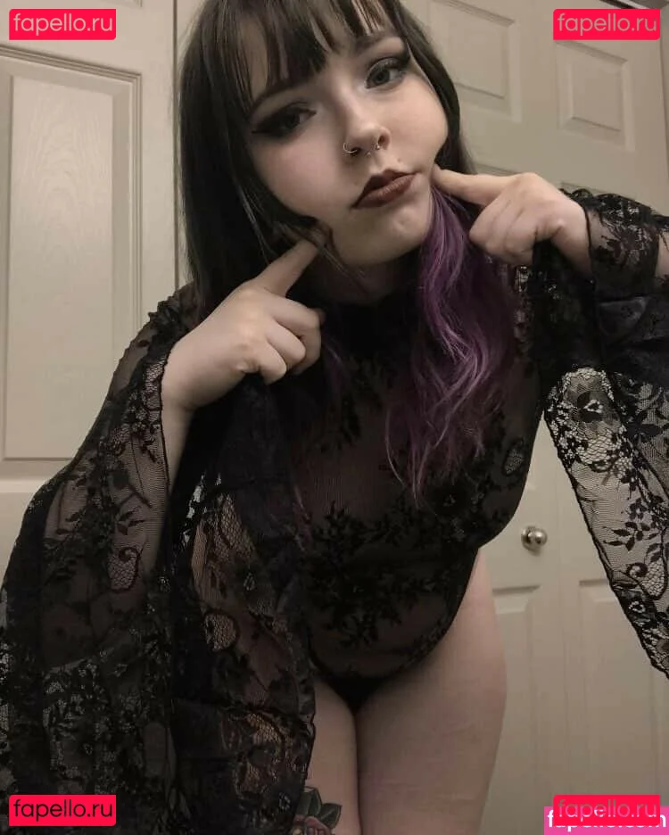 beelzebubsuwu Onlyfans Photo Gallery 