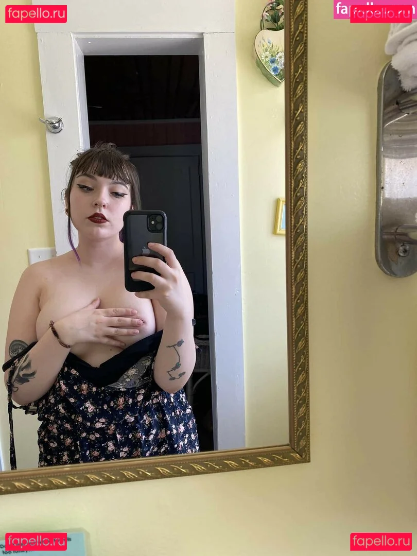 beelzebubsuwu Onlyfans Photo Gallery 