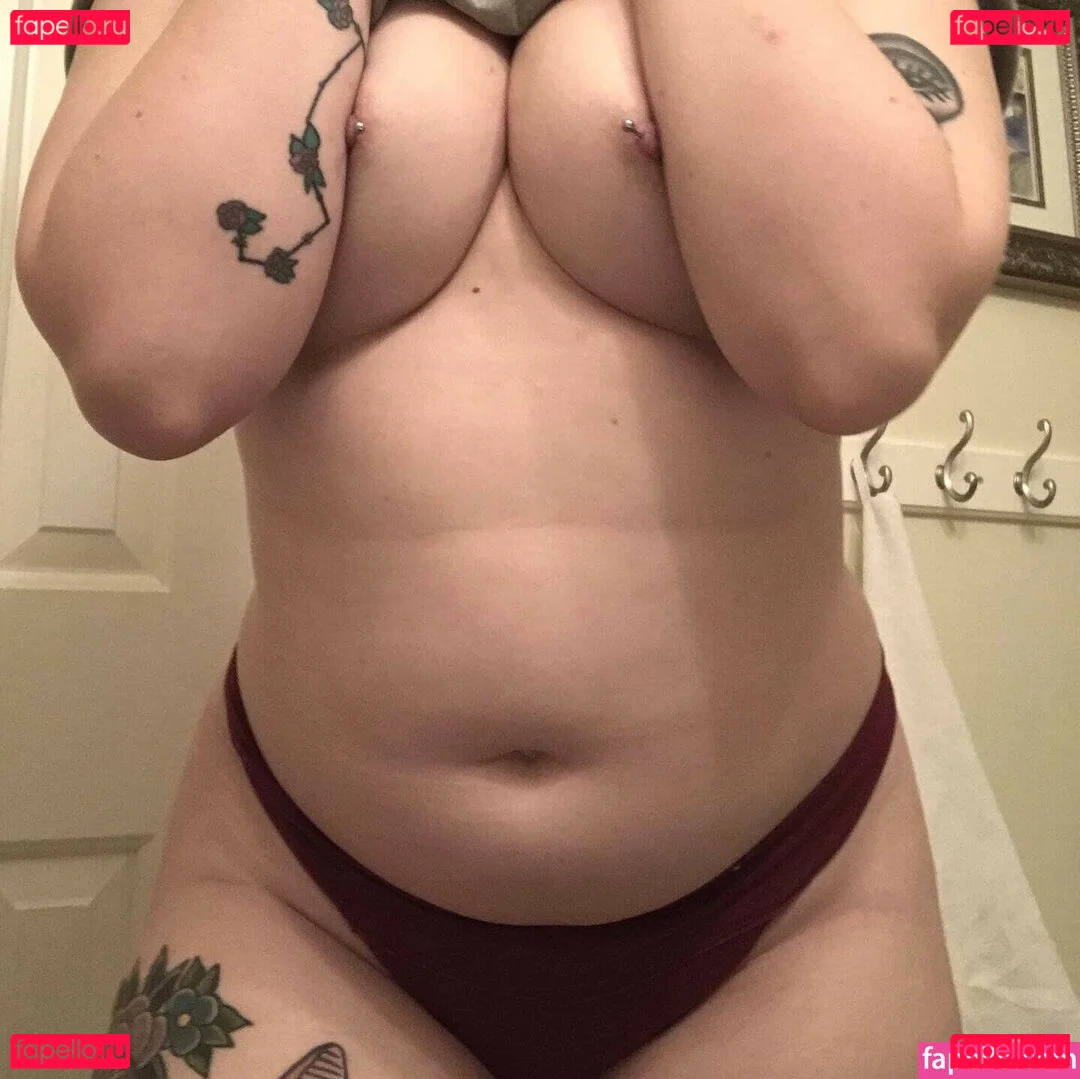 beelzebubsuwu Onlyfans Photo Gallery 