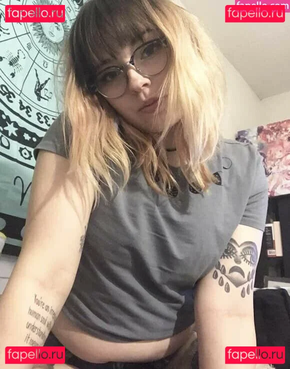 beelzebubsuwu Onlyfans Photo Gallery 