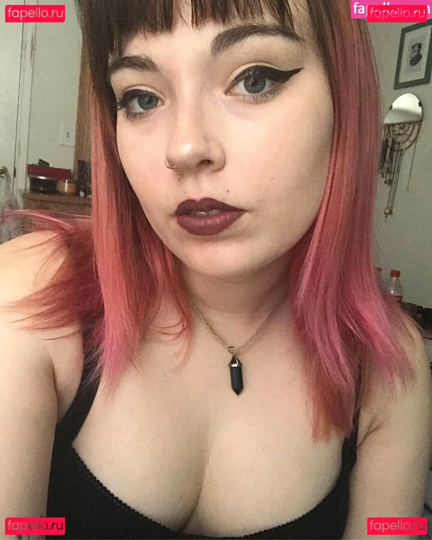 beelzebubsuwu Onlyfans Photo Gallery 