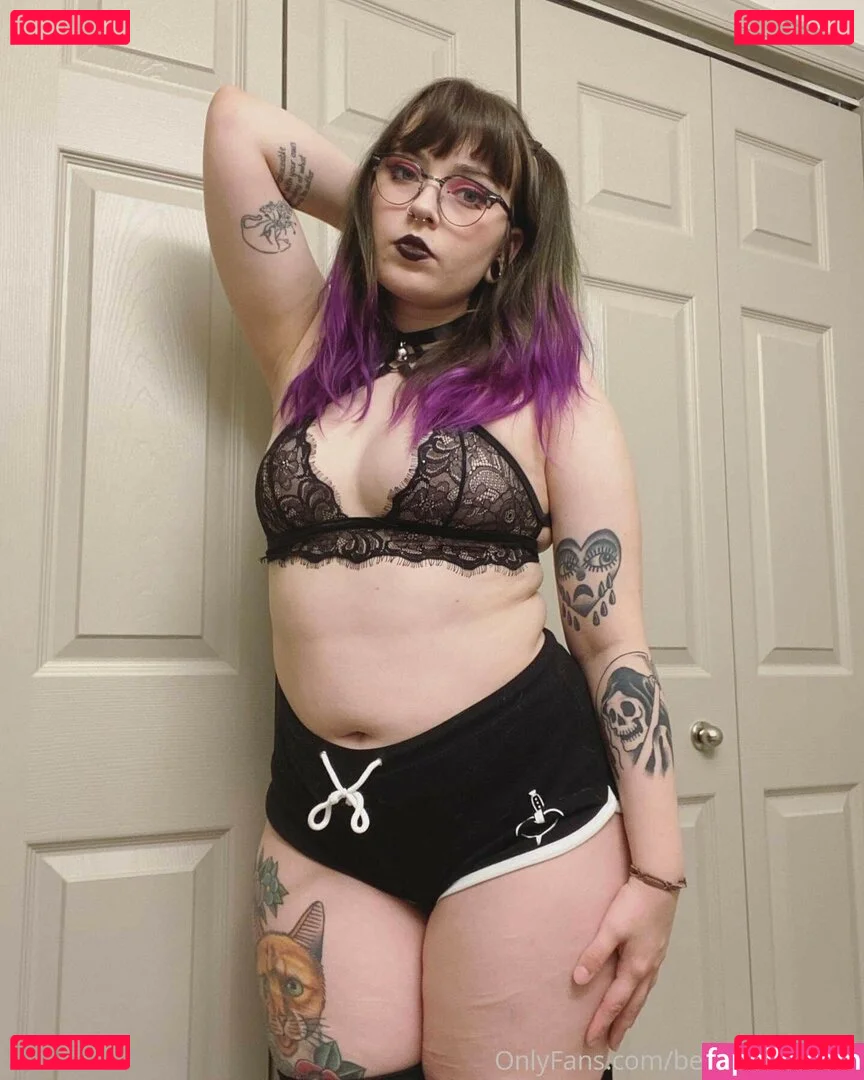 beelzebubsuwu Onlyfans Photo Gallery 