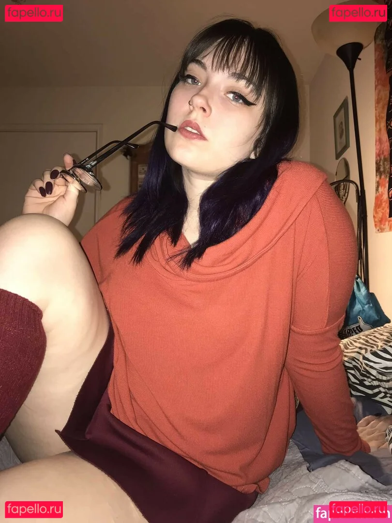 beelzebubsuwu Onlyfans Photo Gallery 