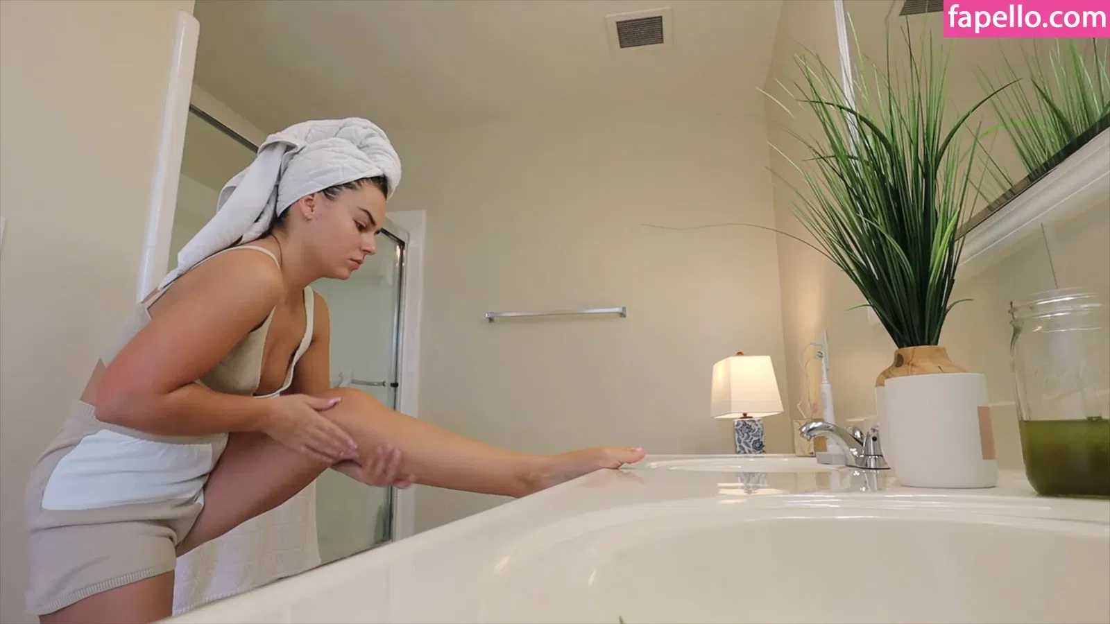 Emilyjeanbeauty Onlyfans Photo Gallery 