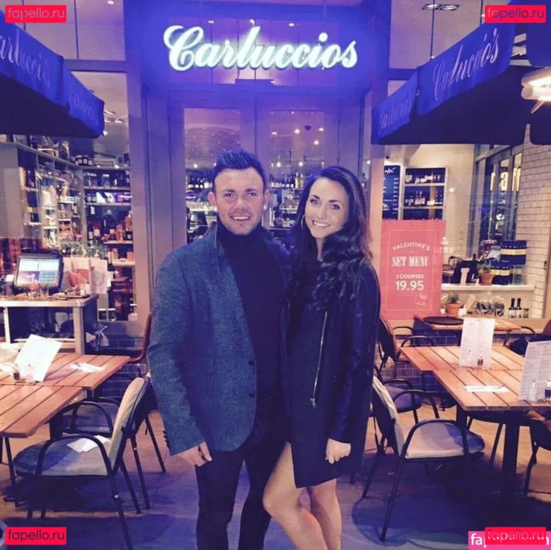 Charis Lister Onlyfans Photo Gallery 