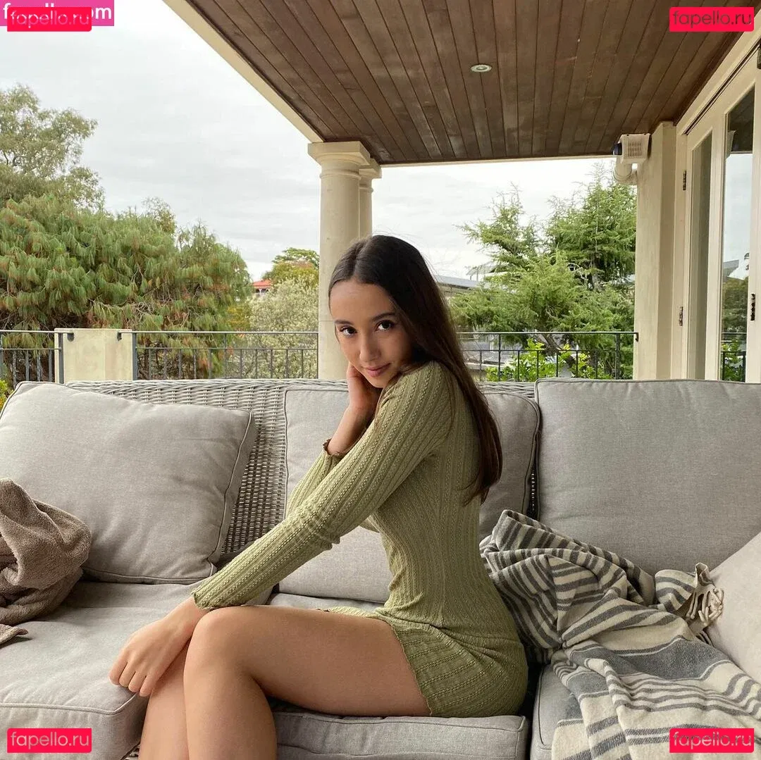 Issy H Onlyfans Photo Gallery 