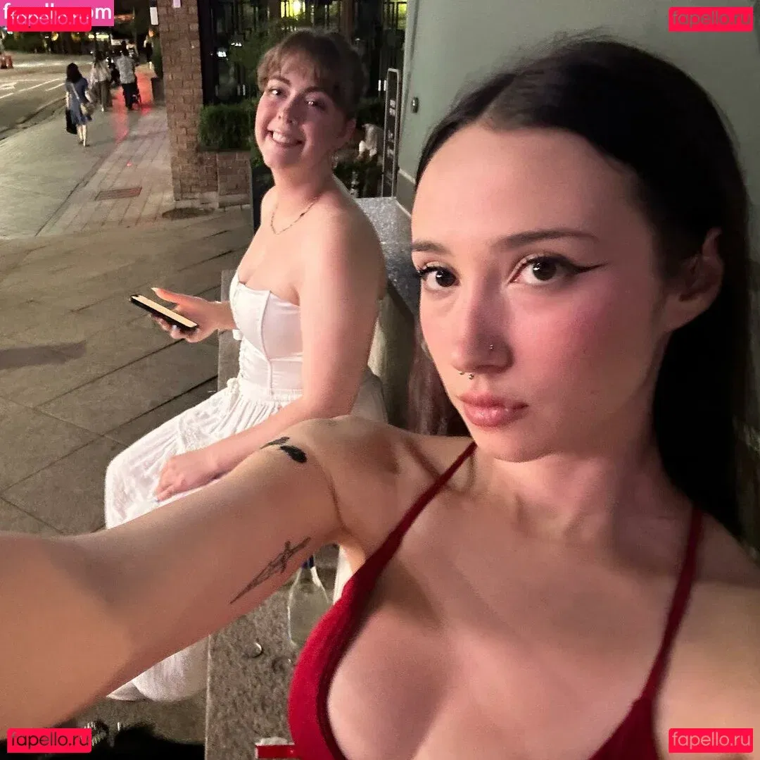 Issy H Onlyfans Photo Gallery 