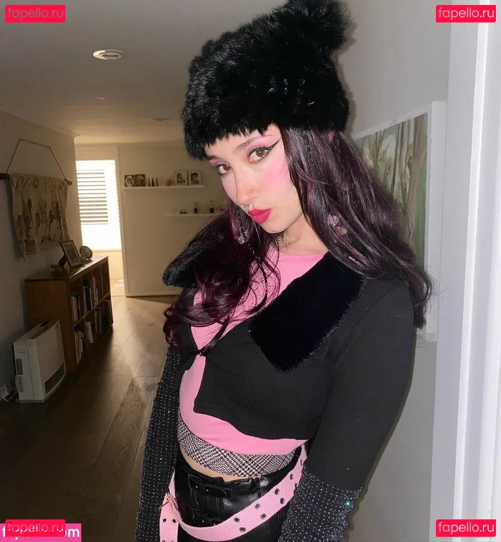 Issy H Onlyfans Photo Gallery 