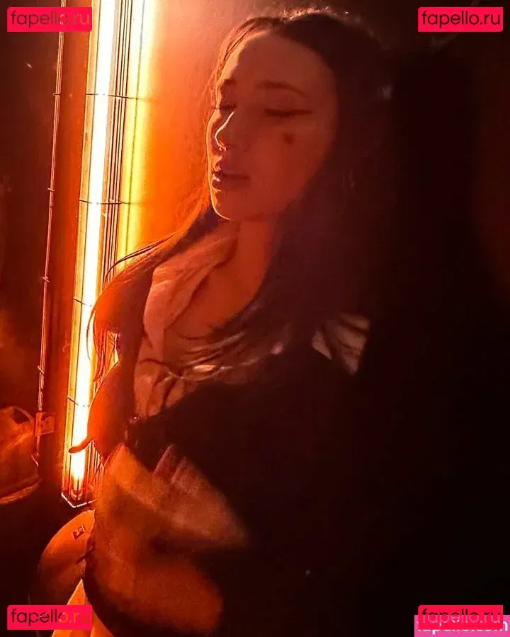 Issy H Onlyfans Photo Gallery 