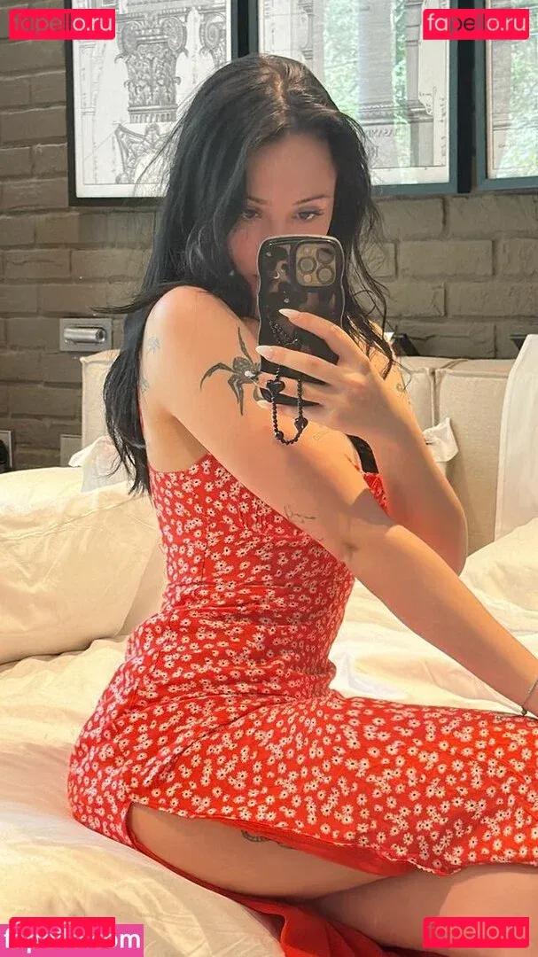 Issy H Onlyfans Photo Gallery 