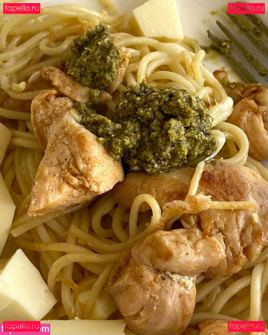 zhanna_v Onlyfans Photo Gallery 