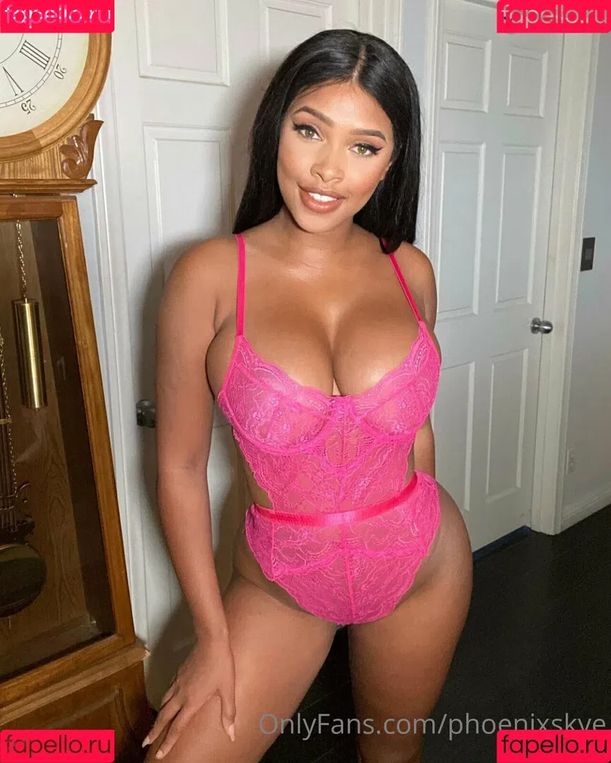 phoenixskye Onlyfans Photo Gallery 