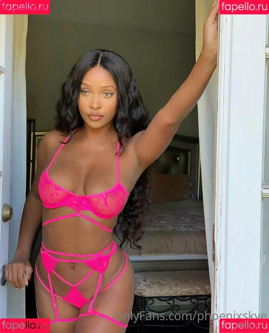 phoenixskye Onlyfans Photo Gallery 