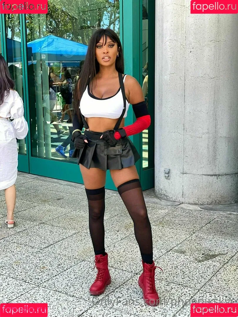 phoenixskye Onlyfans Photo Gallery 