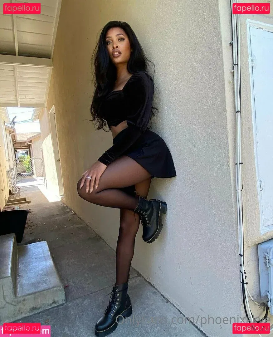 phoenixskye Onlyfans Photo Gallery 