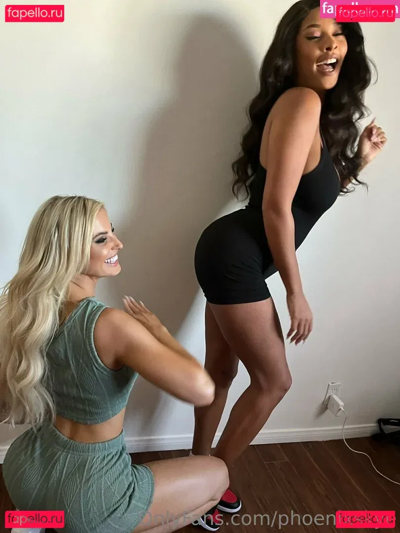 phoenixskye Onlyfans Photo Gallery 