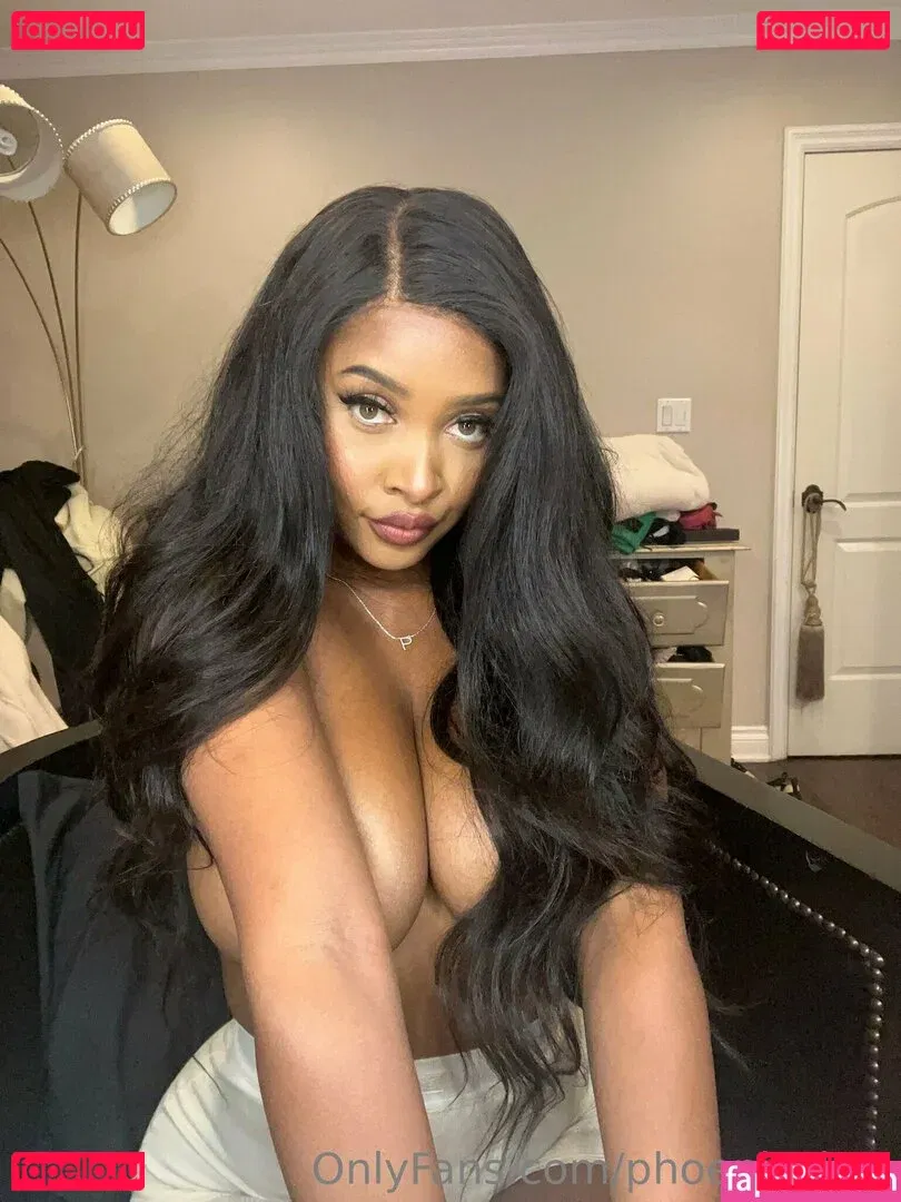 phoenixskye Onlyfans Photo Gallery 