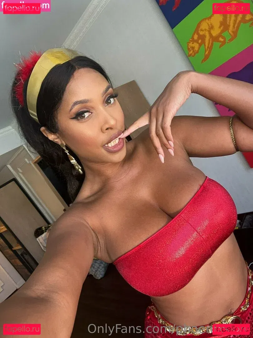 phoenixskye Onlyfans Photo Gallery 