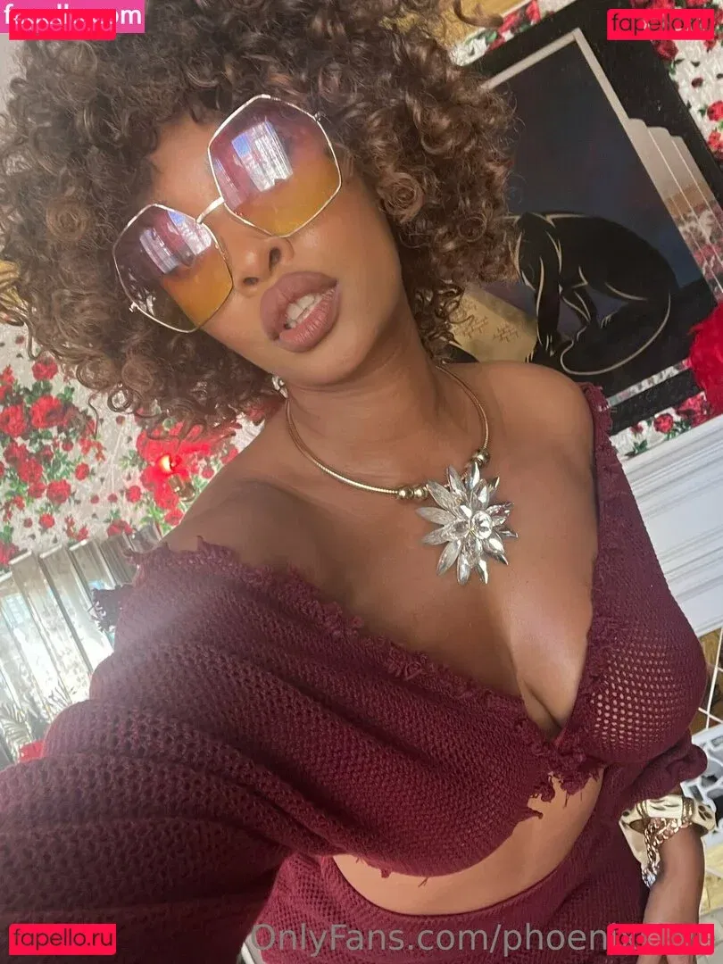 phoenixskye Onlyfans Photo Gallery 