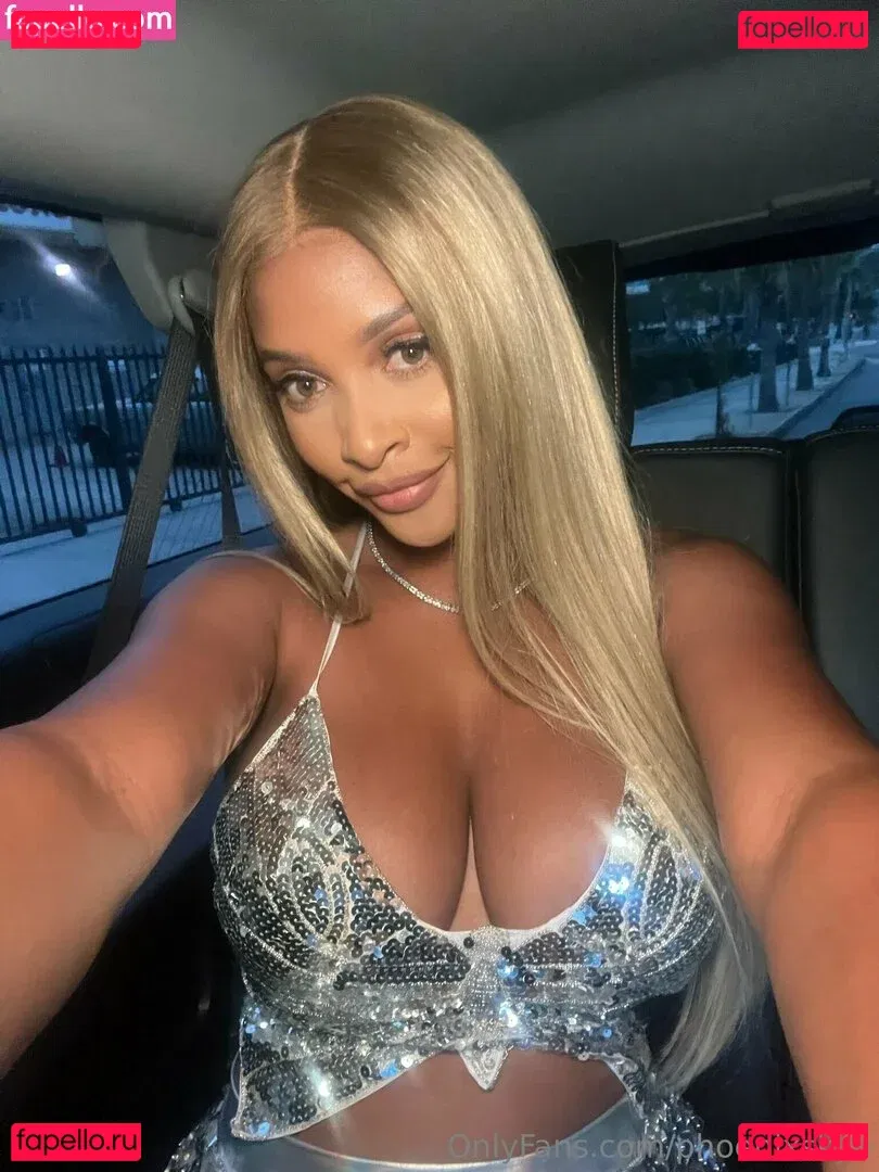 phoenixskye Onlyfans Photo Gallery 