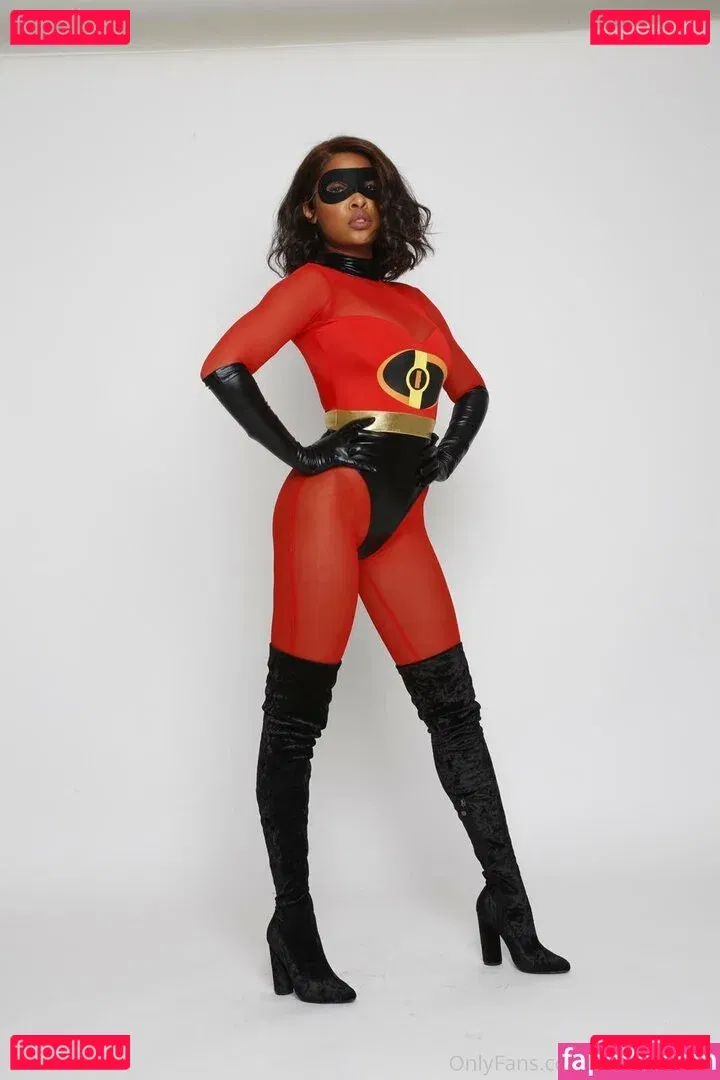 phoenixskye Onlyfans Photo Gallery 