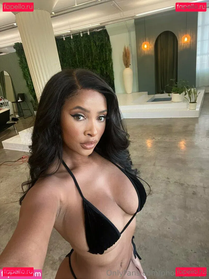 phoenixskye Onlyfans Photo Gallery 