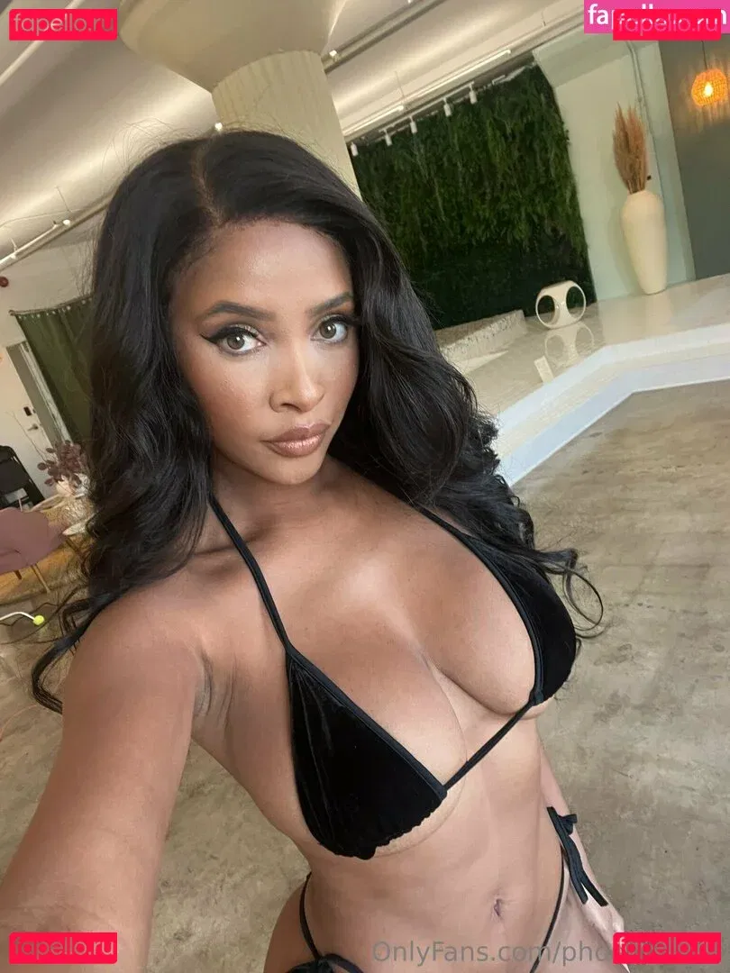 phoenixskye Onlyfans Photo Gallery 