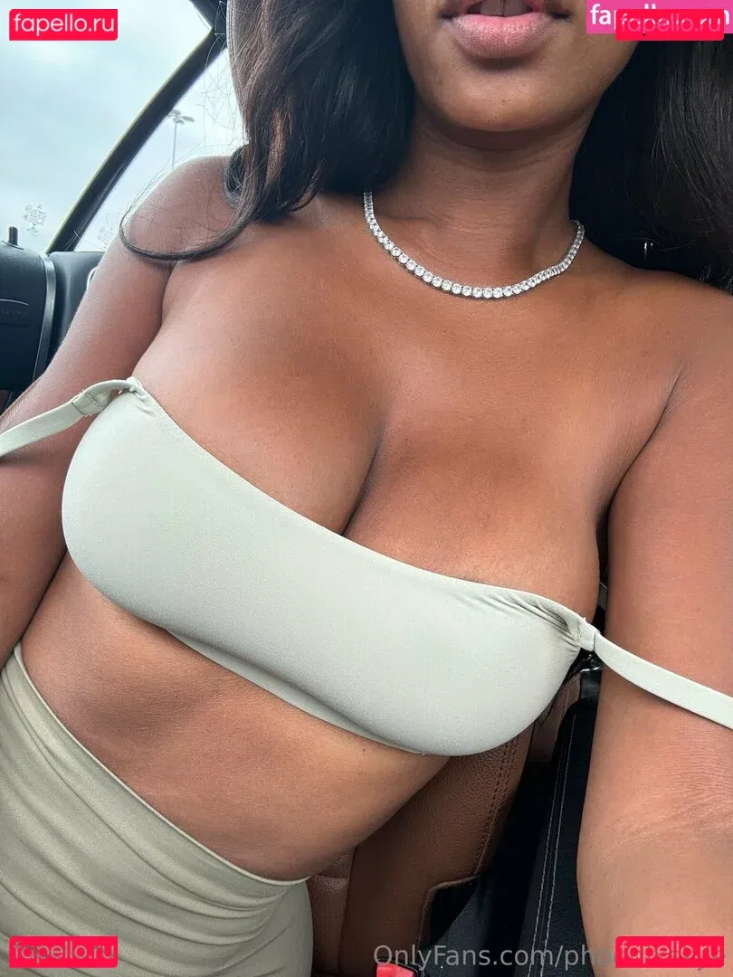 phoenixskye Onlyfans Photo Gallery 