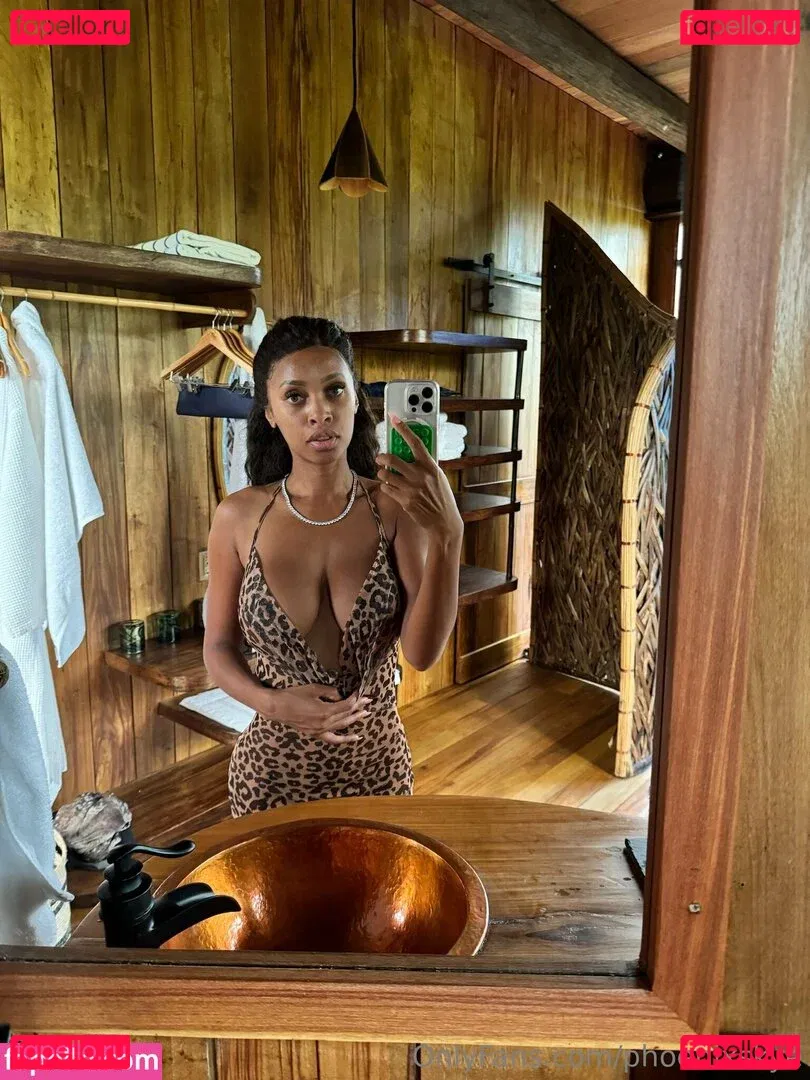 phoenixskye Onlyfans Photo Gallery 