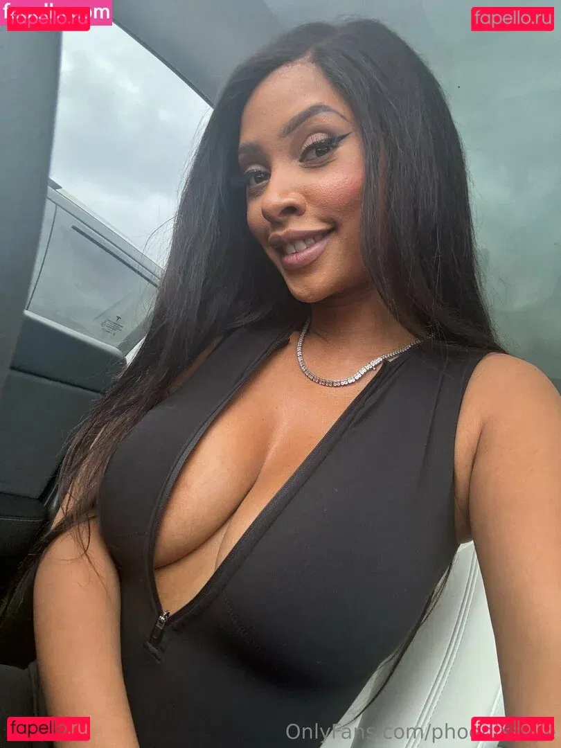 phoenixskye Onlyfans Photo Gallery 