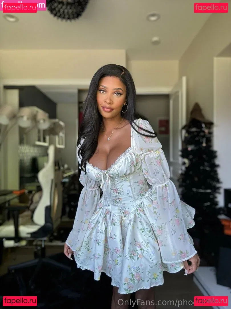 phoenixskye Onlyfans Photo Gallery 