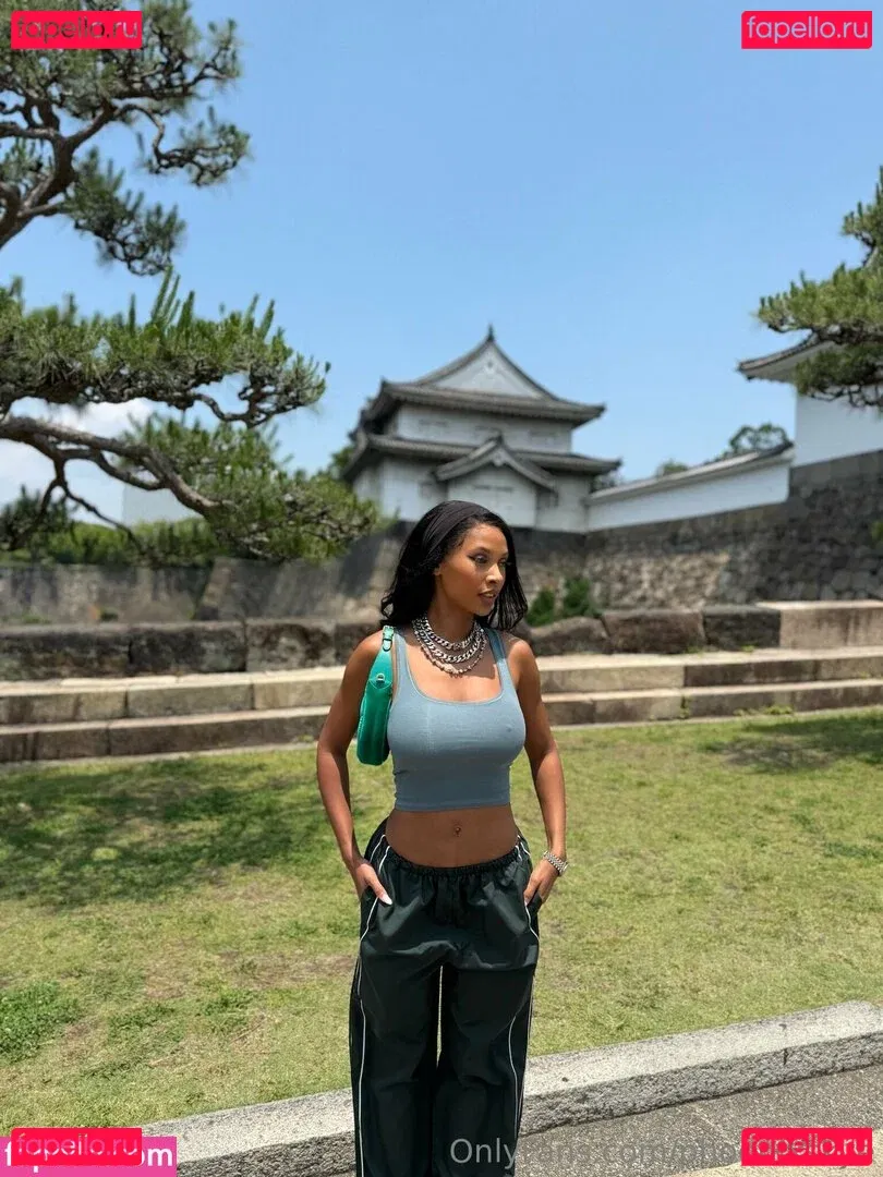 phoenixskye Onlyfans Photo Gallery 